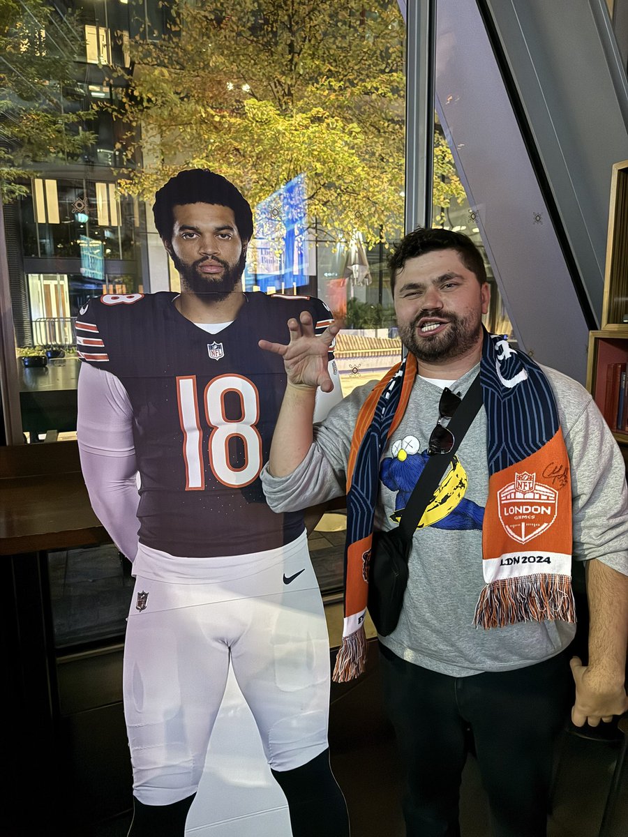 DaSuperfan3's tweet photo. #CalebClaw #NFL #londongames https://t.co/XpbTXxwV1w