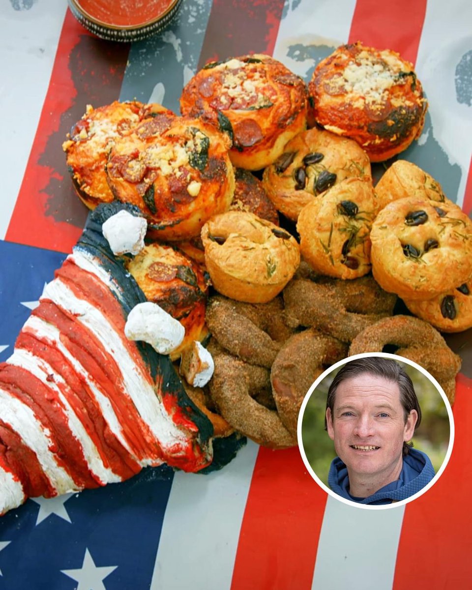 Karen Dybis (@karendybis) on Twitter photo Amazing! A baker (Andy) made a Detroit Style Pizza-inspired bread on <a href="/BritishBakeOff/">British Bake Off</a>. I had to rewind a couple of times to make sure I understood what he said!
#BritishBakeOff Amazing! A baker (Andy) made a Detroit Style Pizza-inspired bread on <a href="/BritishBakeOff/">British Bake Off</a>. I had to rewind a couple of times to make sure I understood what he said!
#BritishBakeOff