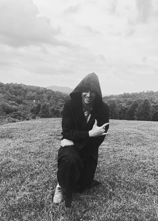 And that’s a bloody rap for one bloody hell of a ride of a film!☠️🔪🩸🎬👍 Rob Roy thank you so much again for having me onboard!☠️🔪🩸🎬🙏 #actorslife #demonspawn #horrormovie