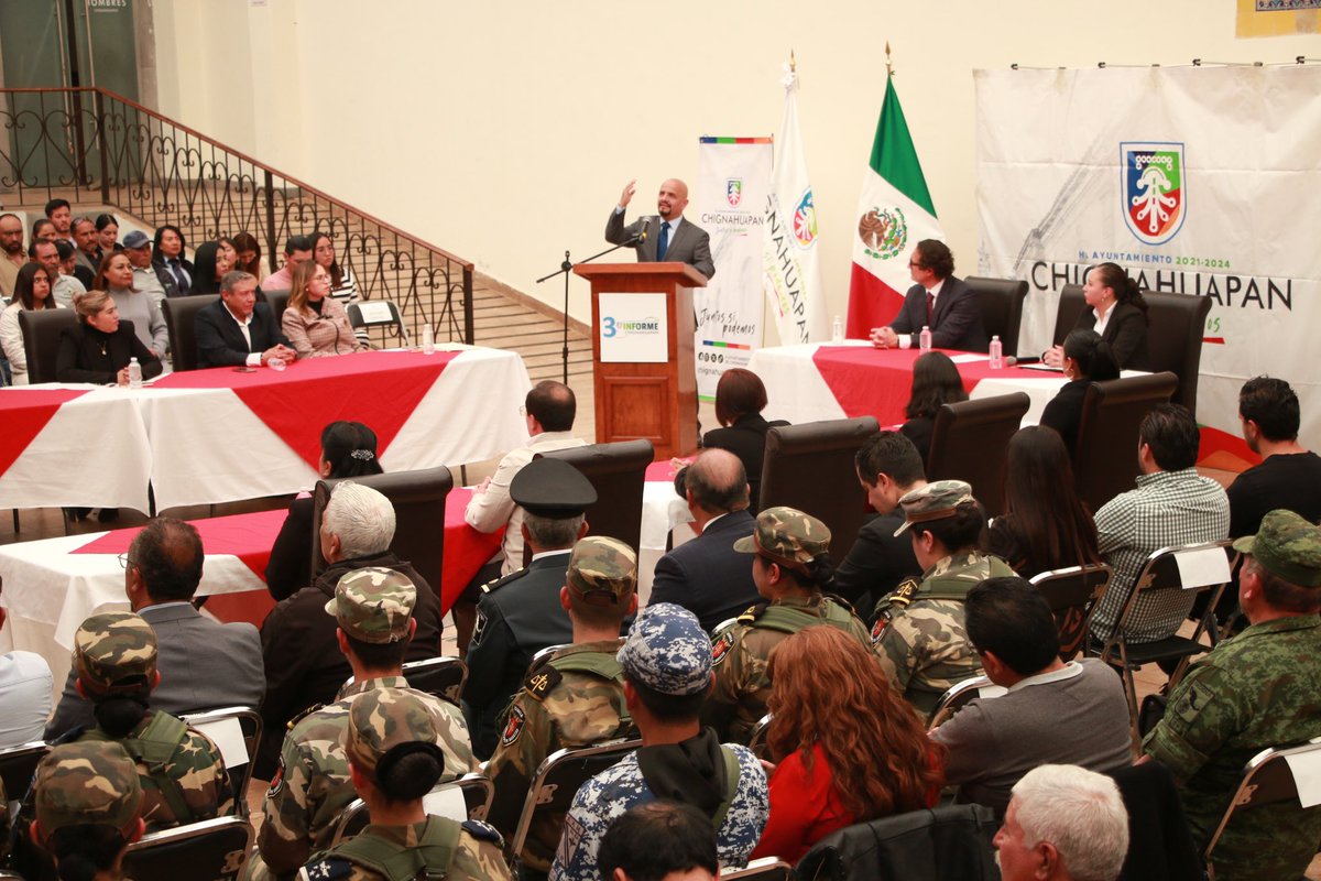Esta tarde se llevó a cabo en una sesión solemne de Cabildo el Tercer Infome de Gobierno por parte del Presidente Municipal, Pedro Lecona, donde se externaron las acciones realizadas en pro del municipio durante los 3 años de la administración.

#JuntosSíPodemos