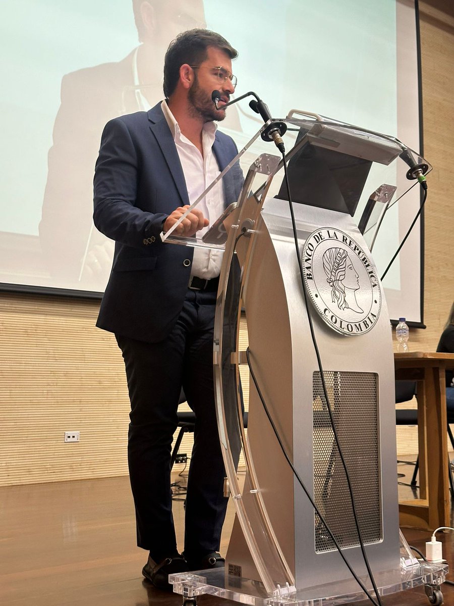 En audiencia pública de la comisión Quinta del Senado, participamos de un espacio en el que dimos a conocer las últimas actuaciones para la protección de derechos en la Plaza de Mercado de Manizales.