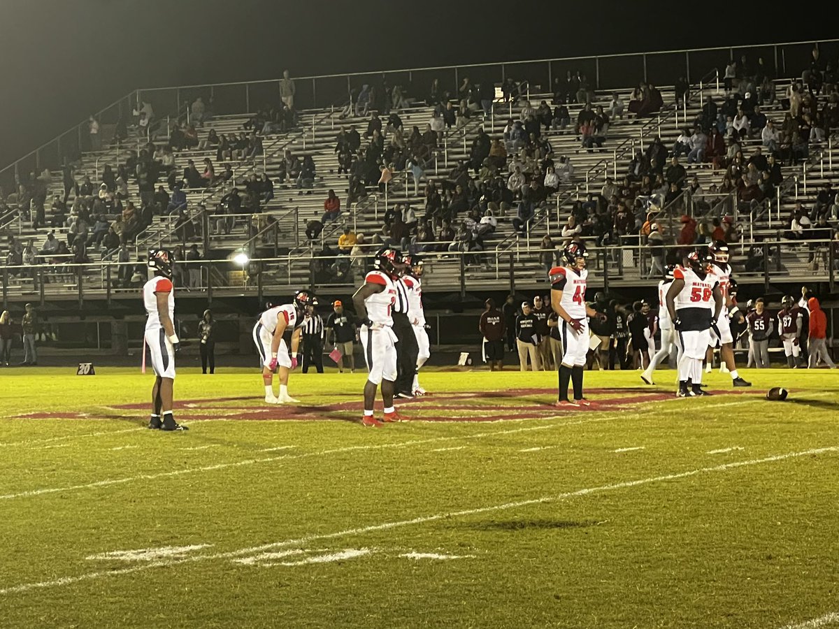 matoacahsathlet's tweet photo. Matoaca FB 🏈 win over Thomas Dale 13-0  ♥️🖤 @MHS_Warriors_FB @MatoacaHighS @cfieldsports @CBS6SportsSean @ElizabethSBaber https://t.co/XgdePozlqK