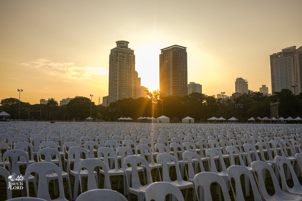 JILWorldwide's tweet photo. The Lord of Lords whose glory we are celebrating today is worthy of our best. Look! Luneta is ready for the celebration. All physical arrangements at the Luneta Granstand are excellently prepared! 

What a refreshing sight to also see our brethren gathering this early to be part of our celebration today! Early birds represent! 🙋‍♀️🙋‍♂️

#JIL46 #ChristIsTheAnswer
Jesus Is Lord