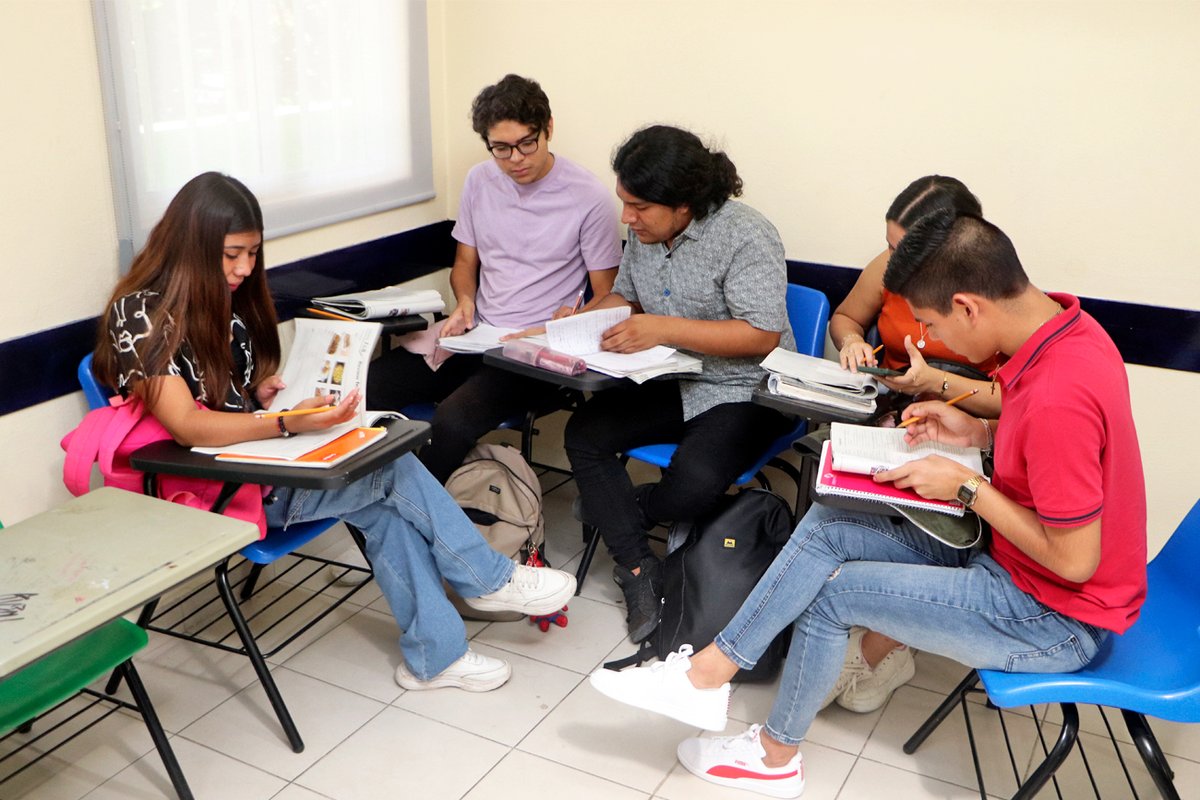 #UNICACH aumenta matrícula y oferta educativa de idiomas
<a href="/Unicach_Press/">UNICACH</a> <a href="/iigercc_unicach/">IIGERCC</a> <a href="/VidaUnicach/">VidaUniversitariaUnicach</a> <a href="/OfertaUnicach/">OfertaEducativaUNICACH</a> 👉👉👉  goo.su/4VWA9V