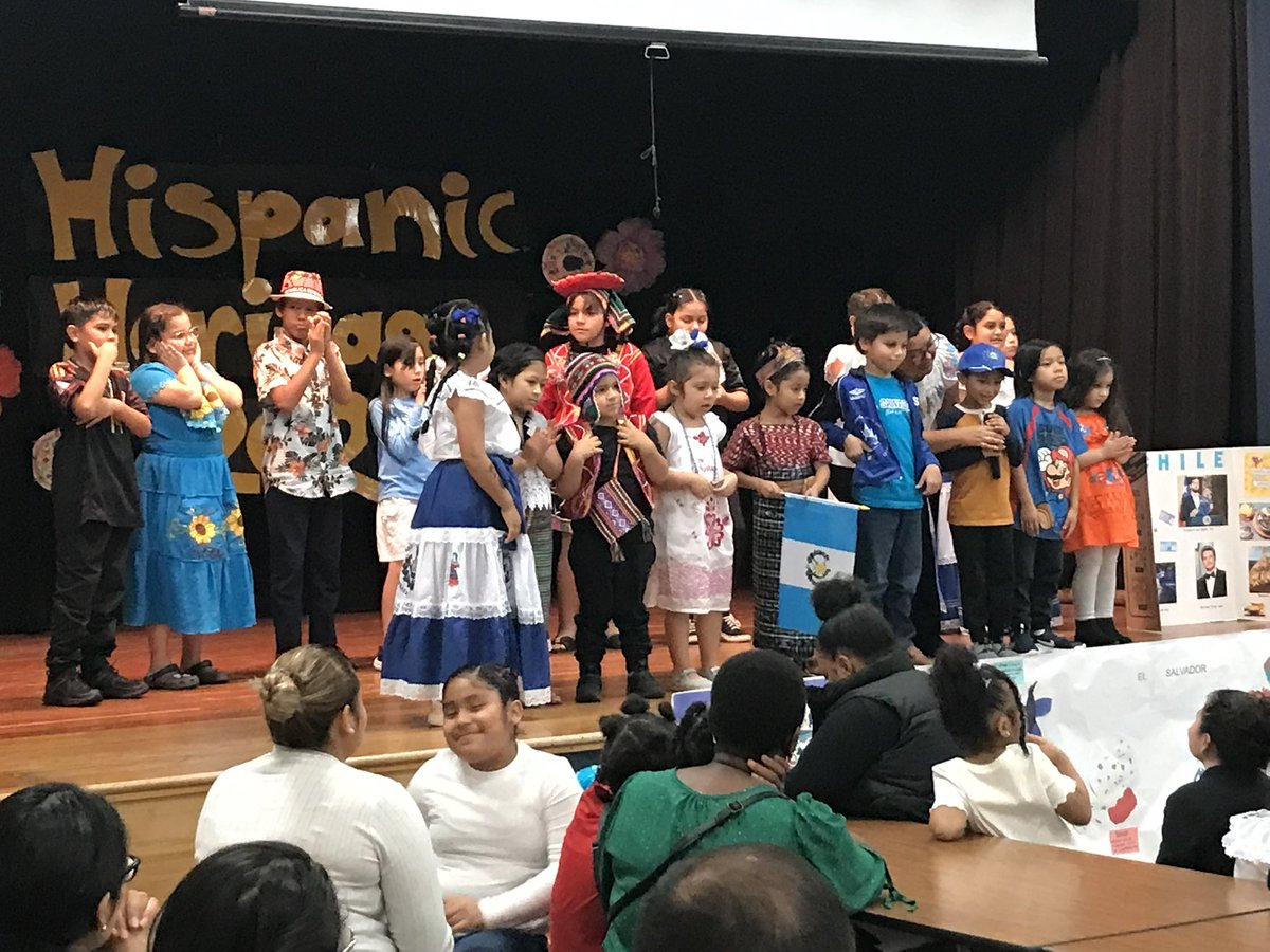 MrsWashington_'s tweet photo. 🎉 @MontpelierES celebrated Hispanic Heritage Month with vibrant performances, inspiring student presentations, and a special guest speaker! 🎶✨ It was a beautiful evening of culture, learning, and pride. #HispanicHeritageMonth #BulldogPride https://t.co/qysUm8KYnk