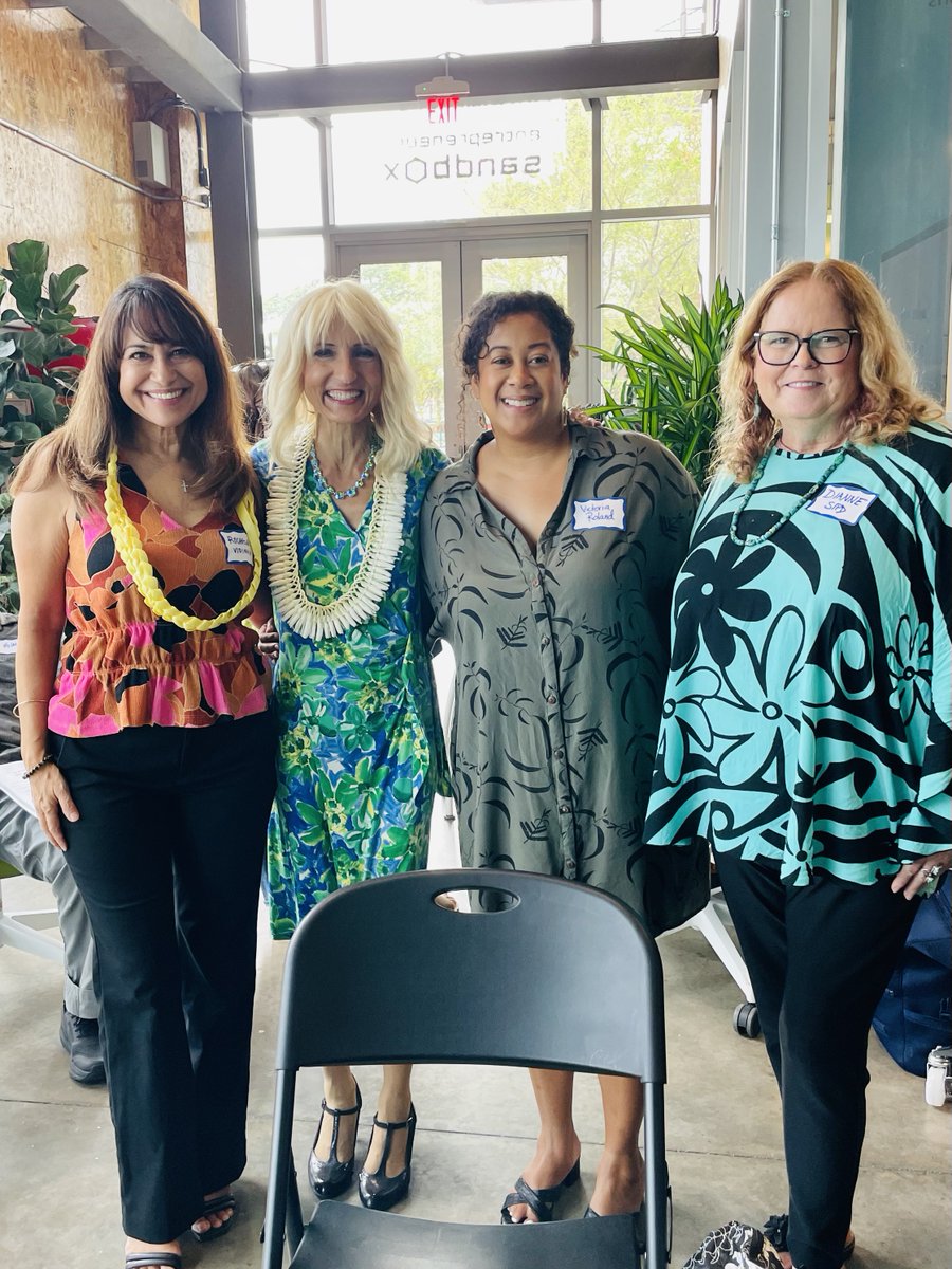 WendyPatrickPhD's tweet photo. Honored to teach #ArtificialIntelligence and #Survivor care at the Hawaii Sexual Assault Response and Training #HSART Conference https://t.co/5b0G8Thdjl