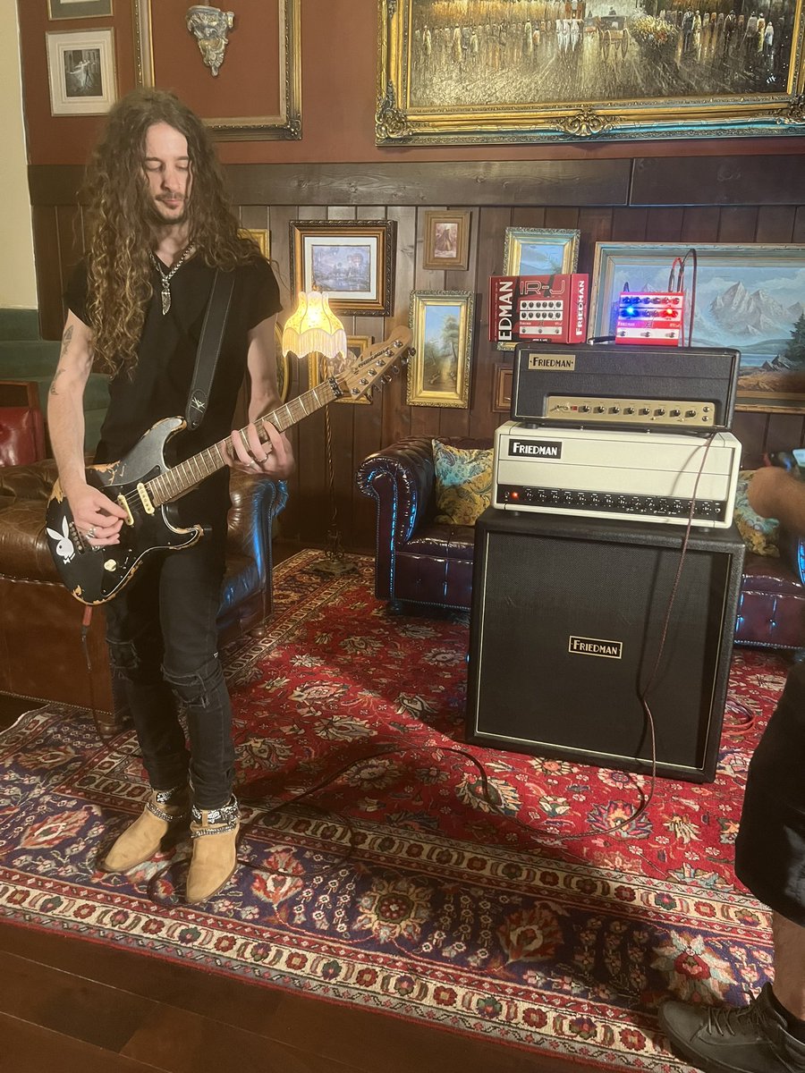 FriedmanAmps's tweet photo. A couple of shots from behind the scenes of our video shoot this week, can’t wait to share the finished product with you! https://t.co/TDSfx6hznT