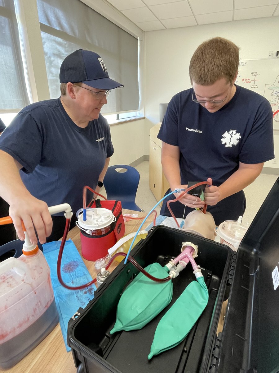 swocc's tweet image. Stumbled upon an inspiring scene today: paramedicine students mastering the art of clearing airways. Exciting to witness future lifesavers in action and honored to support their journey! Learn more here: bit.ly/3Vr36yY
#FutureParamedic #SWOCCbound #Paramedicine #EMT