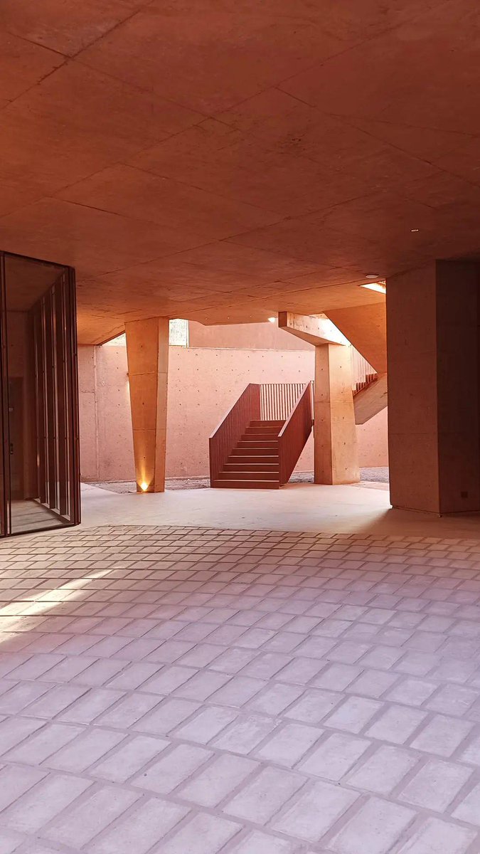 javieracalavera's tweet photo. Oye hermoso el nuevo museo de Atacama. https://t.co/d6KgAHs0Mt