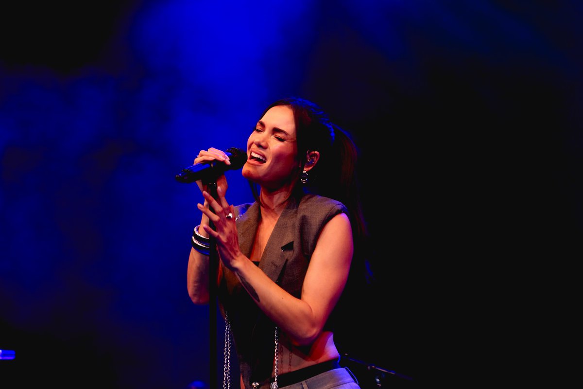 SoSoundful's tweet photo. Quelle soirée au @AlhambraParis  pour la tournée Européenne de @SineadHarnett avec @hamzaa 
Crédit photos : Léna Mercia, pour Sounds So Beautiful

Merci pour l'invitation @LivenationFR https://t.co/aqO7VmON6M