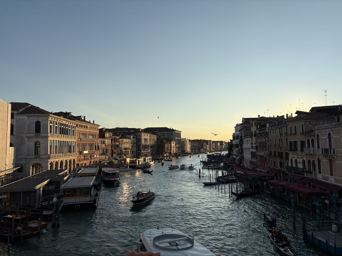 Kawanaka_877's tweet photo. ベネチア🇮🇹 https://t.co/MPUnRQ6q5e