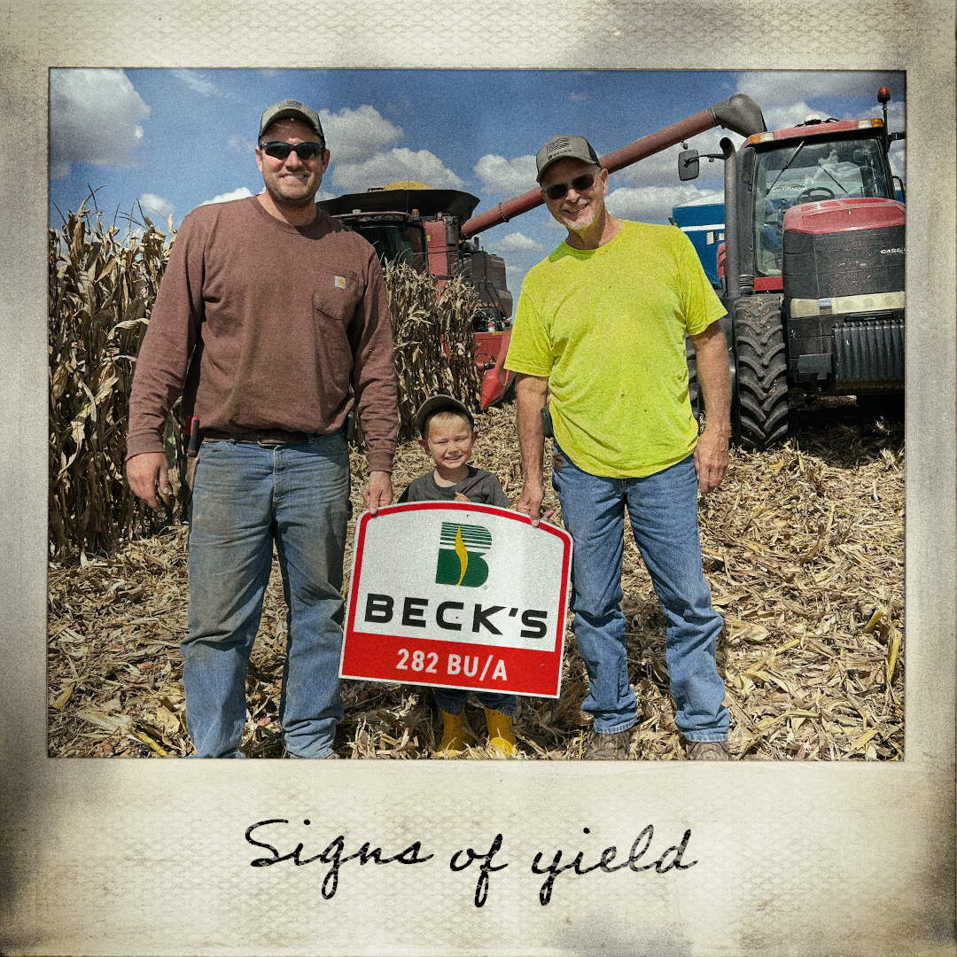 BecksHybrids's tweet image. Signs of Yield from the Field! 🚜

Jake, Blaze, and Morris Schmidt of Camp Point, IL, harvested 282 Bu./A. with BECK 6374V2Pbrand at 17% across 40 acres!

#SignsofYield #FromtheField #Harvest2024