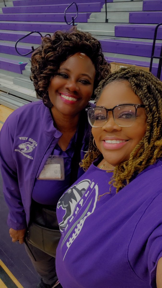 Homecoming Week with my favorite PRINCIPAL!!!!! #blazersontour