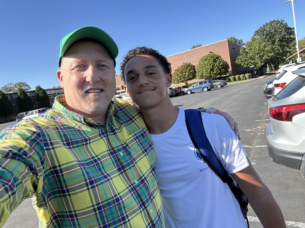 Best of luck to <a href="/BCHSBoyssoccer/">BCHS Boys Soccer</a> tomorrow as they play for a sectional championship. Also a special acknowledgment to my favorite soccer player <a href="/CashMoore2025/">Cash Moore</a> go have some fun kid &amp; get the job done. 🤞#FAMILY