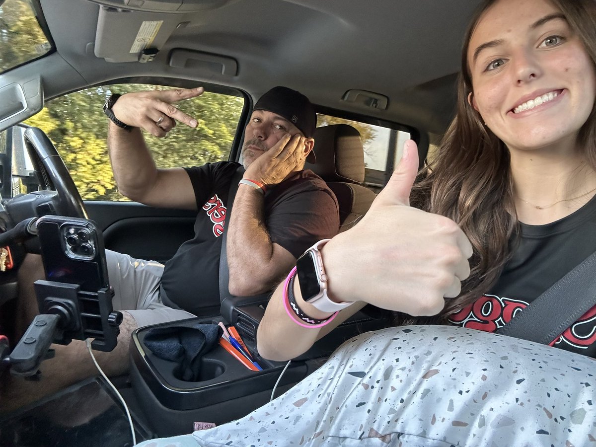 Kinley Ruder (@kinleyrose20) on Twitter photo Headed down to Kentucky for practice #️⃣☝️
<a href="/AshVanBoxmeer4/">Ashley VanBoxmeer</a> <a href="/CoachCodeyBurt/">Coach Codey Burt</a> <a href="/SluggersBurt/">Louisville Lady Sluggers Huecker M/B</a> Headed down to Kentucky for practice #️⃣☝️
<a href="/AshVanBoxmeer4/">Ashley VanBoxmeer</a> <a href="/CoachCodeyBurt/">Coach Codey Burt</a> <a href="/SluggersBurt/">Louisville Lady Sluggers Huecker M/B</a>