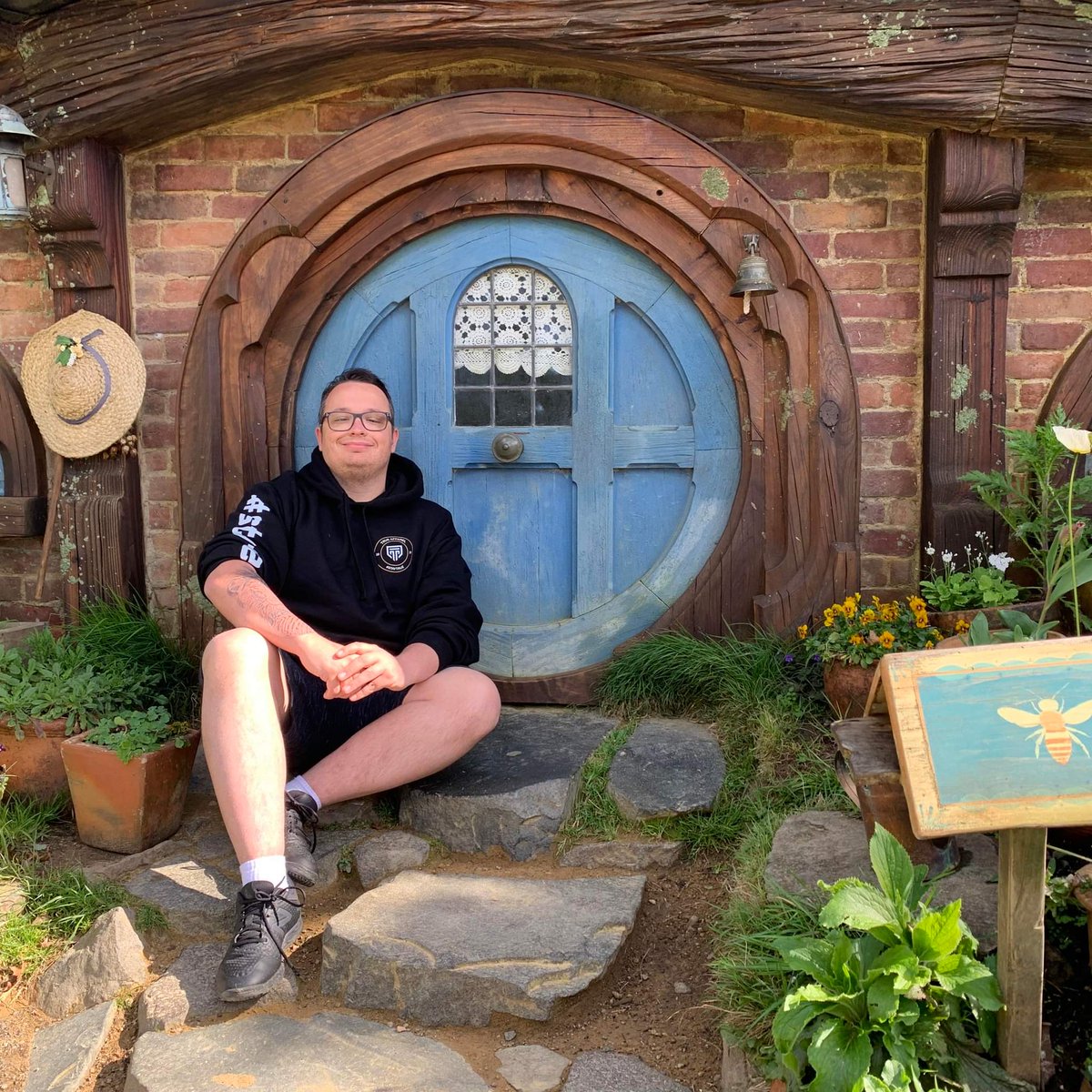 True Apparel tweet media