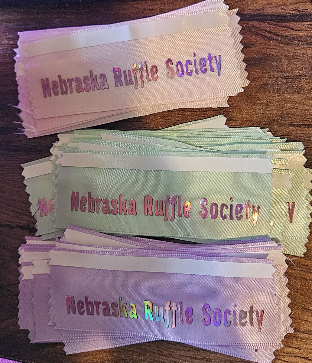 elocin7_'s tweet photo. I will have made almost 150 ribbons when I'm done https://t.co/2940y9TpQa