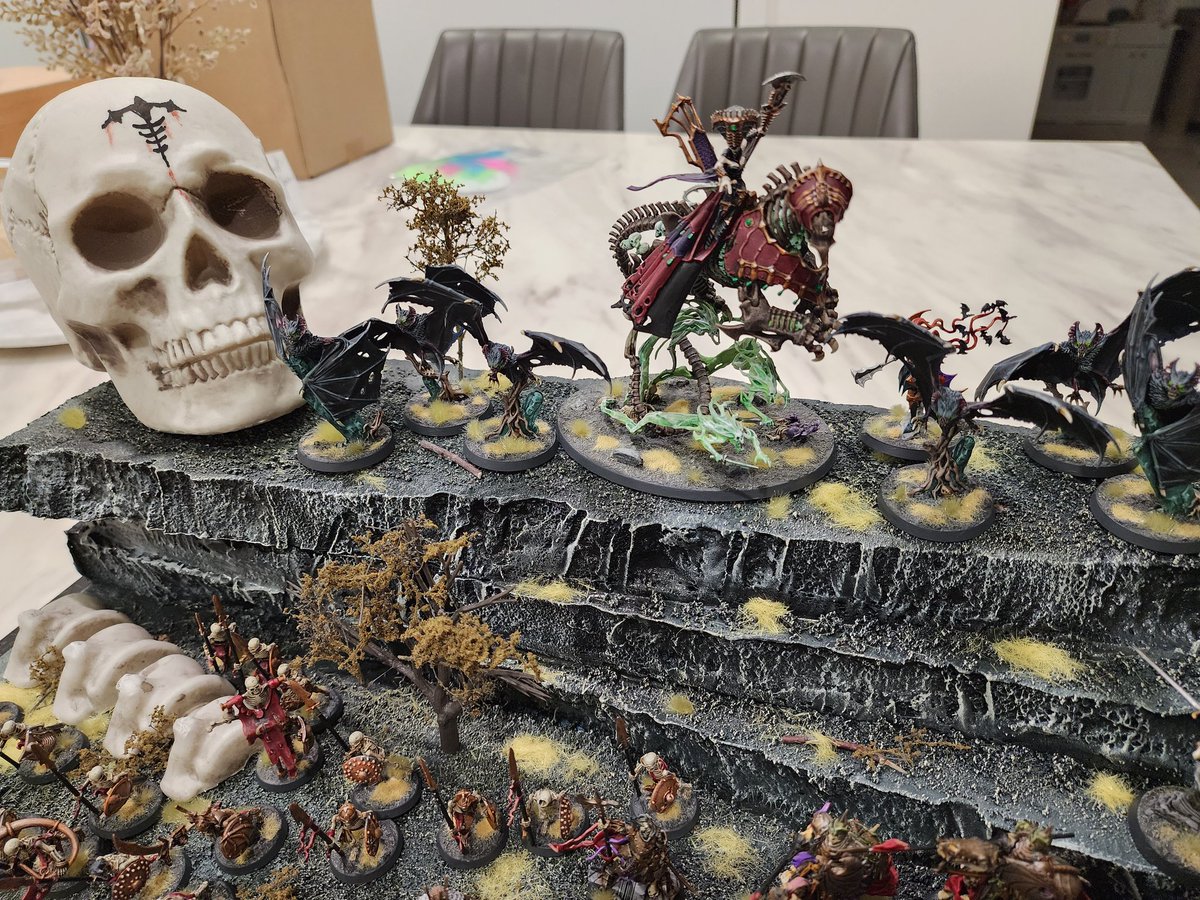 carrionking87's tweet photo. Armies of Parade time - time for the Legion of Blood to rise! #AgeofSigmar #ArmiesonParade https://t.co/jnQmbVZlC5