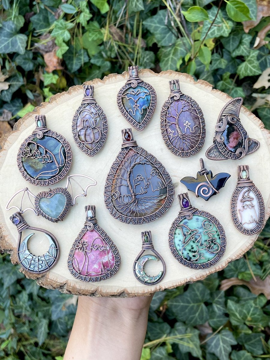 𝕎𝕚𝕔𝕜𝕖𝕕 𝕎𝕚𝕣𝕖 ℂ𝕣𝕒𝕗𝕥𝕤 tweet media