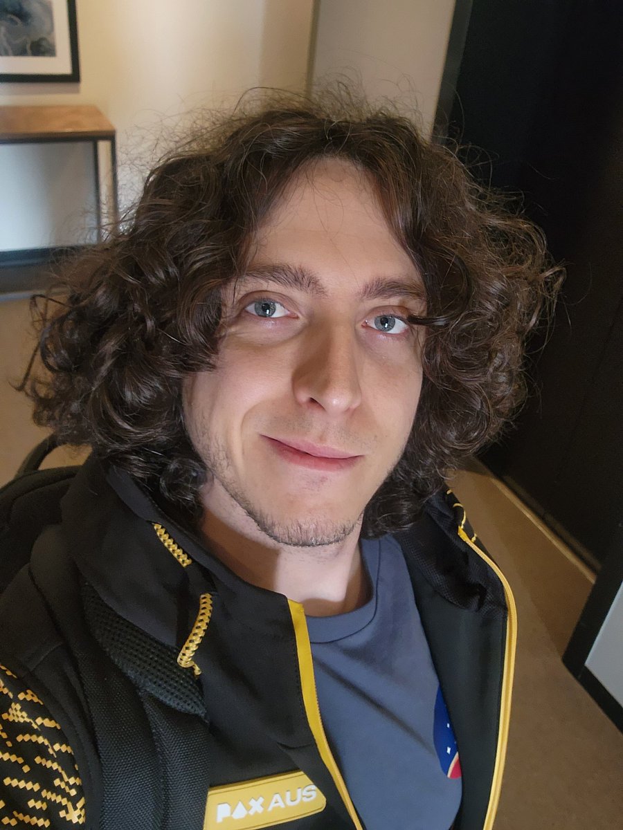 Darcy (bereal: @aussiedevfro) tweet media