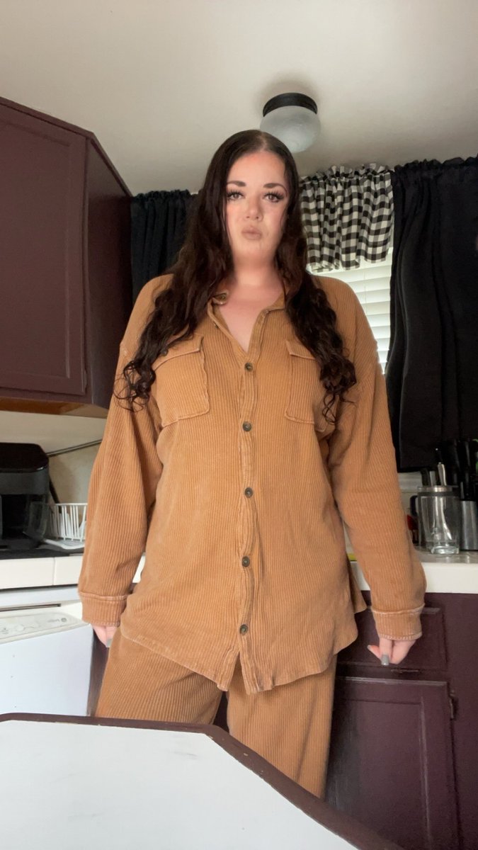 Dutchessk3's tweet photo. Another mindfuck bites the dust 😈😈💅💅💅💅💅 https://t.co/pQRDZ6tgP9