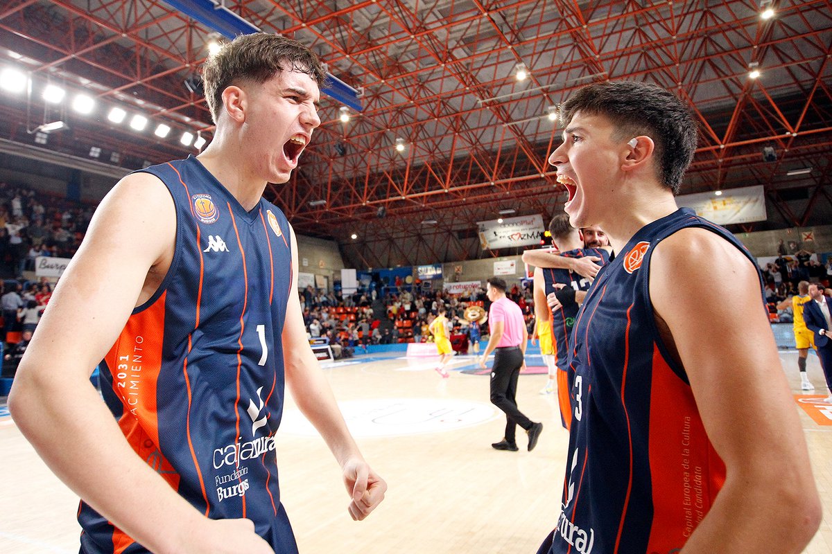 ¡Buenos días, afición! 👋

¿Qué tal habéis dormido tras la victoria de ayer? 🤩

#DisfrutamosJuntos #PrimeraFEB