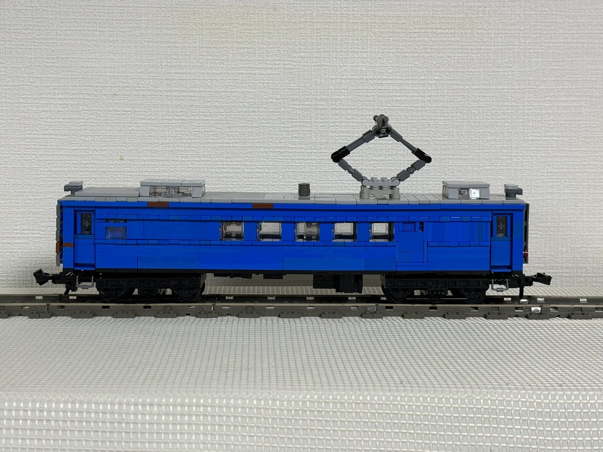 Hirate2's tweet photo. Brick Train Awards で拙作オヤ36が入賞しました。しばらくビルドから遠ざかっており、今回リハビリのつもりで制作した車両ですが、増設扉グリルやステップ等の表現にはこだわりました。
入賞できて嬉しい！

#Brick Train Awards #Best special wagon  #レゴトレイン https://t.co/1sq0pTvGUN