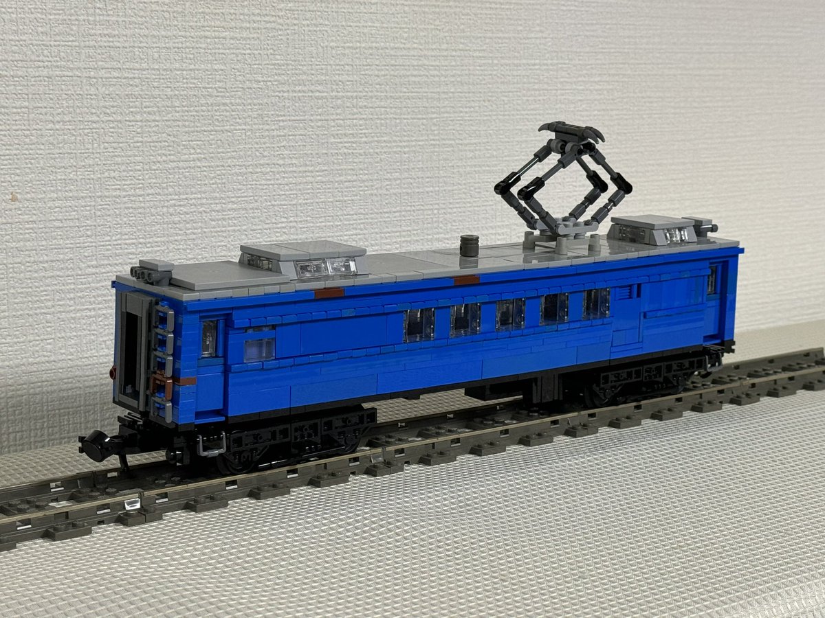 Hirate2's tweet photo. Brick Train Awards で拙作オヤ36が入賞しました。しばらくビルドから遠ざかっており、今回リハビリのつもりで制作した車両ですが、増設扉グリルやステップ等の表現にはこだわりました。
入賞できて嬉しい！

#Brick Train Awards #Best special wagon  #レゴトレイン https://t.co/1sq0pTvGUN