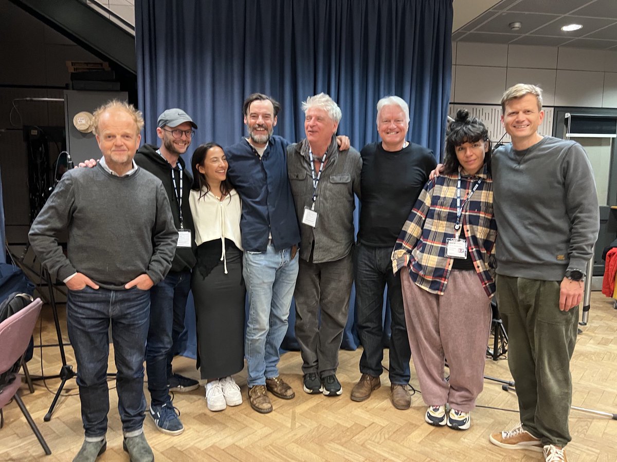 Thank you hookland! The feelings so mutual and look who’s got his boots on again!