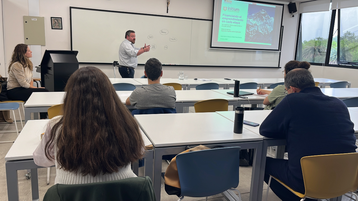 🎉 ¡Dimos cierre a nuestro ciclo de talleres legales para emprendedores! 

Gracias a Juan Martin Olivera y Belén Sosa por compartir su conocimiento y a todos los que nos acompañaron. 

#Startups #Tallerlegal  #Emprendimientos #Financiamiento #Acuerdodesocios