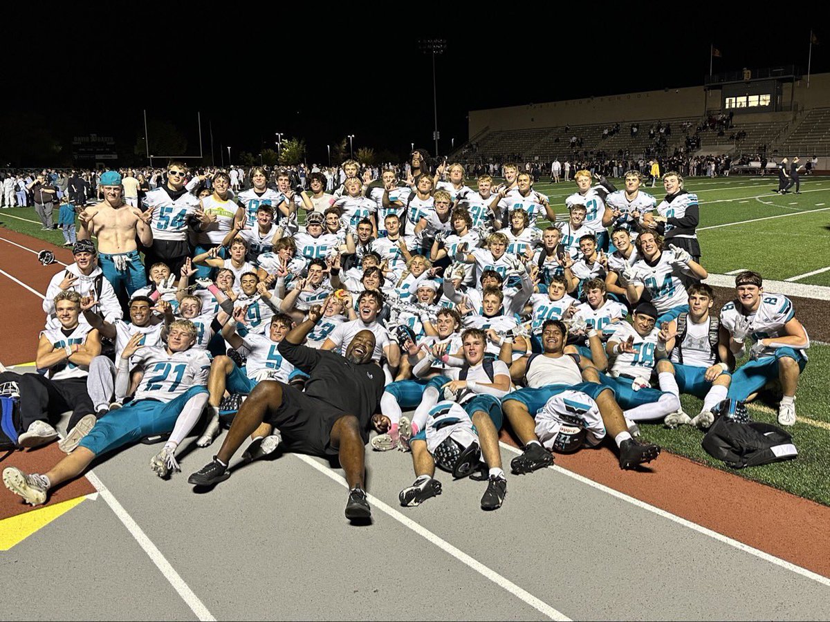 Farmington Phoenix Football (@fhs_phoen1x) on Twitter photo The Chain is back Home. ⛓️
Farmington: 28
Davis: 20
- <a href="/FHS_PHOEN1X/">Farmington Phoenix Football</a>
<a href="/coatsie20/">Daniel Coats</a> The Chain is back Home. ⛓️
Farmington: 28
Davis: 20
- <a href="/FHS_PHOEN1X/">Farmington Phoenix Football</a>
<a href="/coatsie20/">Daniel Coats</a>