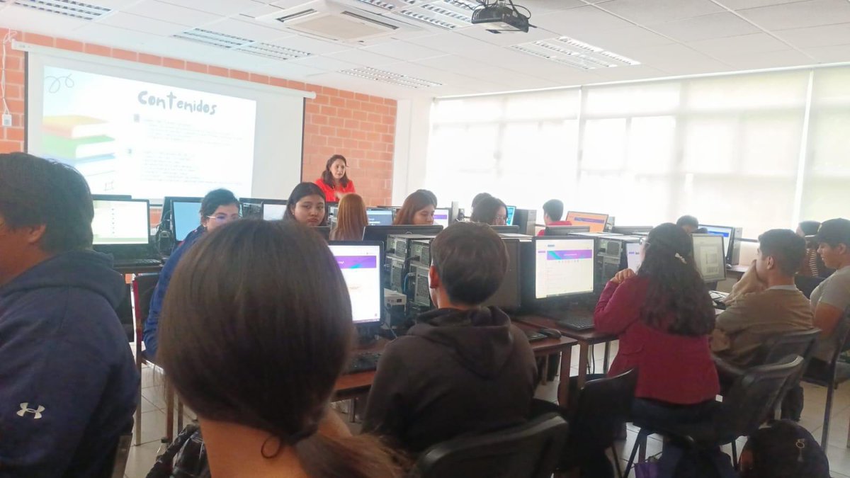 congreso_cicos's tweet photo. Taller: Ingeniería Creativa: Taller de Canva para estudiantes https://t.co/D02LXS7WyK