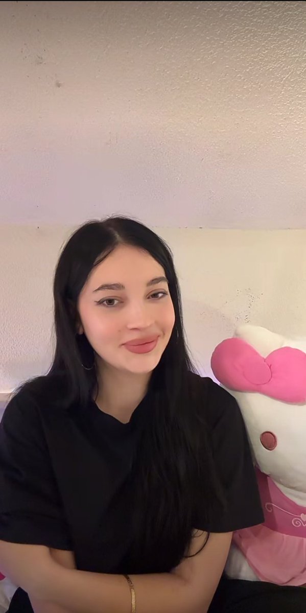Lalay_KN22's tweet photo. I just want to say goodnight bb Nihle&amp;Lili  thanks for that wonderful live you made me happy🥰 @nihlekopan  #NihleKopan https://t.co/YnMpUrtEcH
