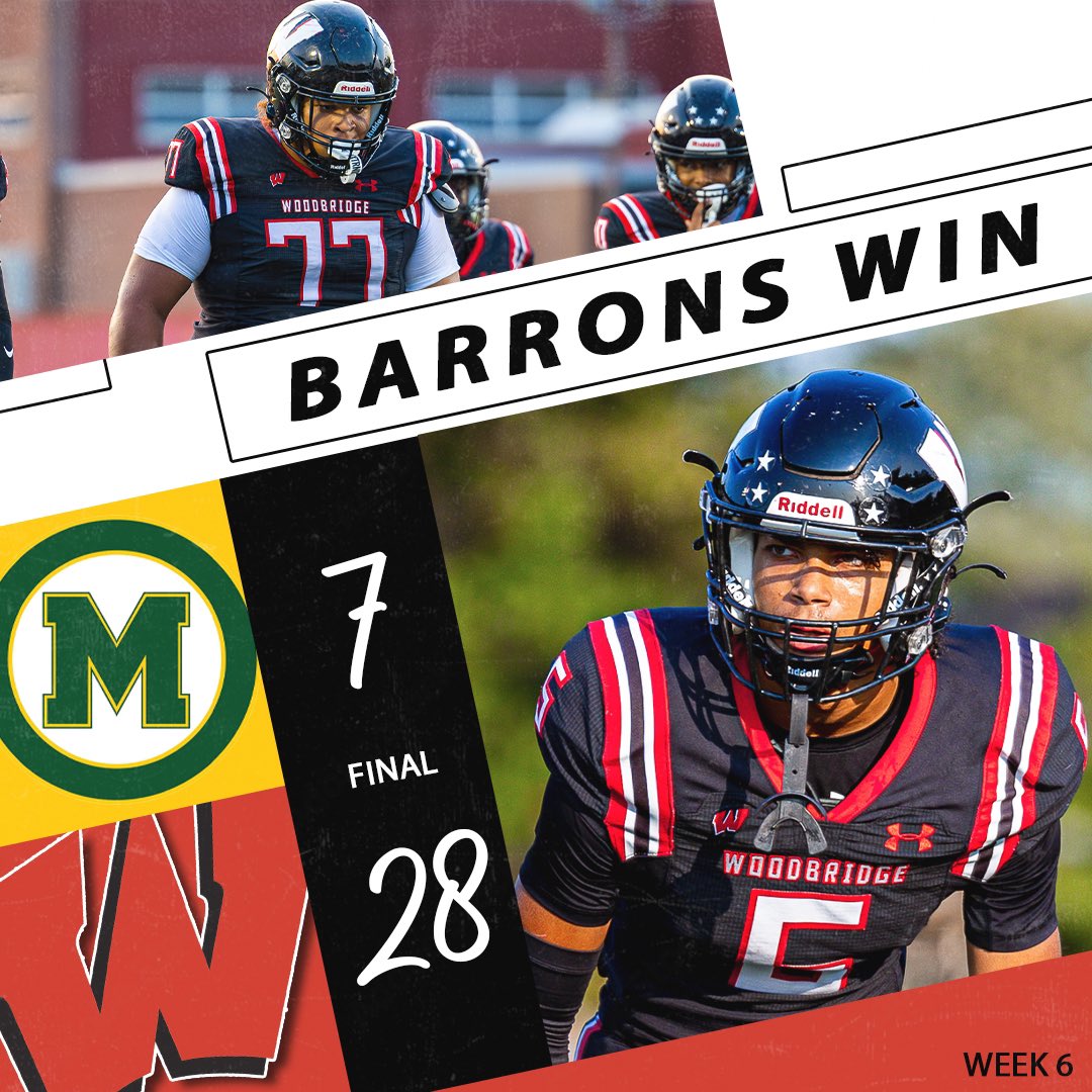The Barrons get the job done and move to 7-0❗️Congrats to our very own Bryan for being crowned homecoming king 👑