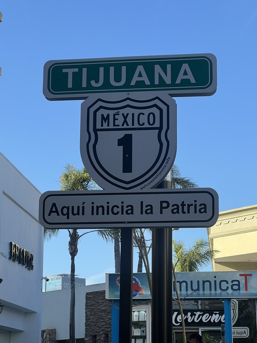 el_charly19's tweet photo. Mi coqueta TIJUANA ⬆️ https://t.co/fRjKXPBaxC