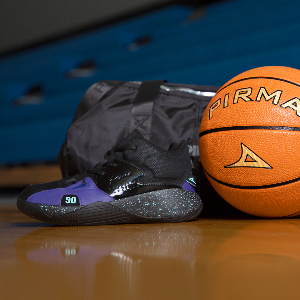 Pirma_Oficial's tweet image. El poder está en ti.
Lo sientes en cada paso, lo demuestras en cada jugada. Star 90: crea tu propio camino a la grandeza. 💜
👟 #PoderInterior #PirmaSquad  #Star90 #basquetbol