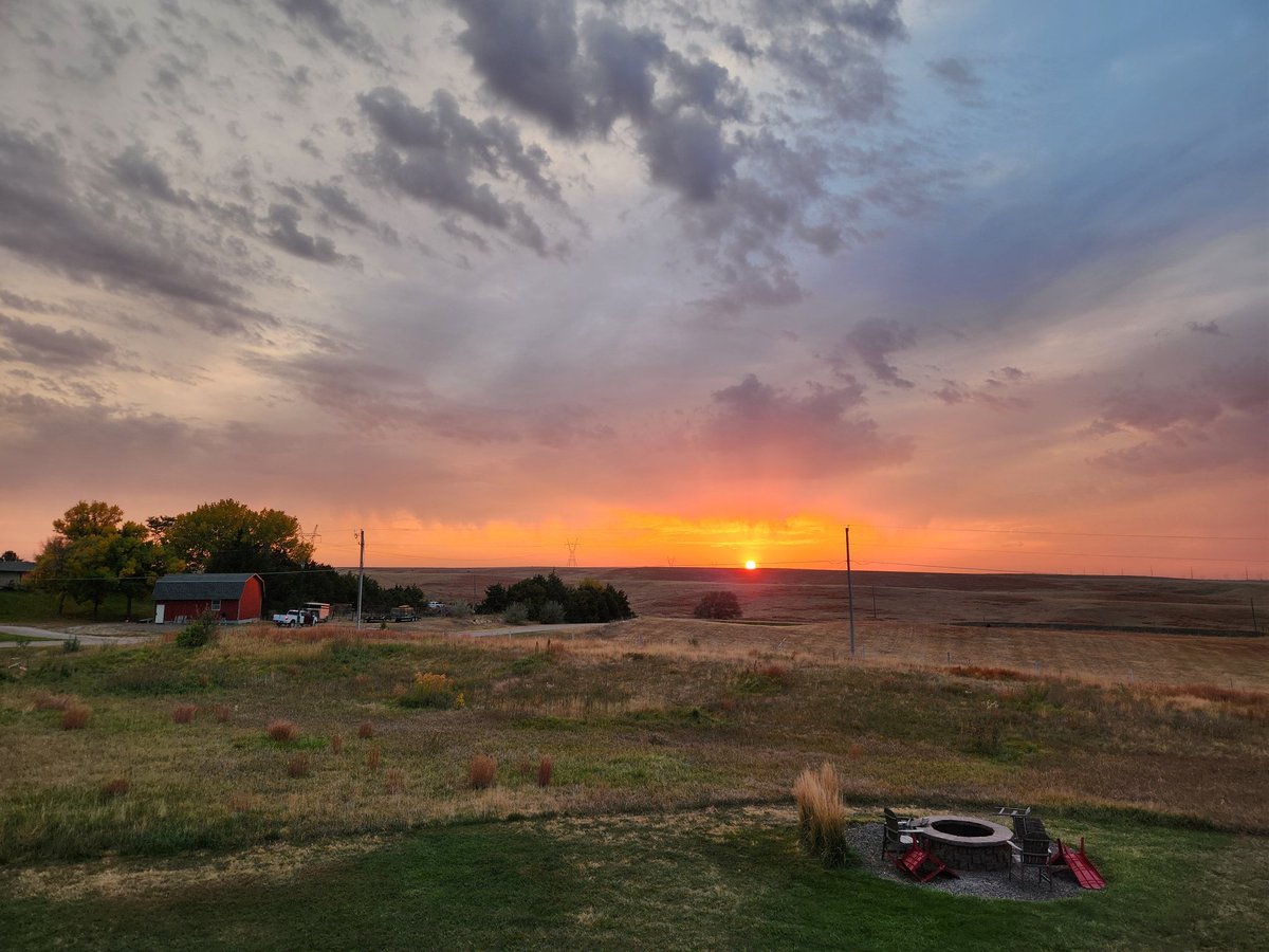 Darren S tweet media