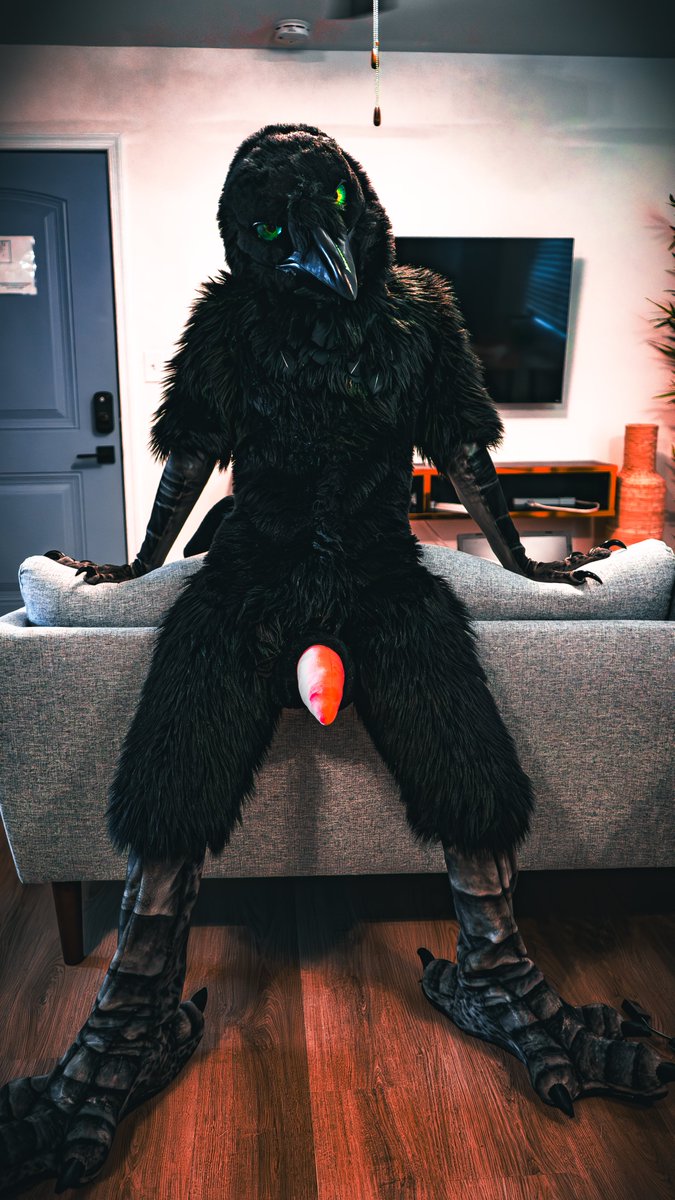 Well? What are you waiting for? Give me a Happy Fursuit Friday 🔥#nsfw #softsuiter #softsuit
Photo by my lovely wife <a href="/Kaiavixx/">Kaia</a> <3
