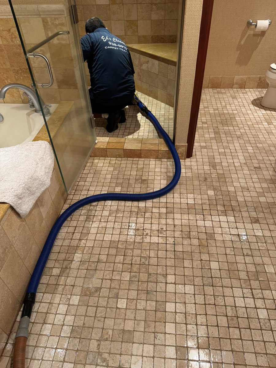 EdsCleaningHI's tweet image. Say goodbye to dirty bathroom tile and grout! Our cleaning services will have your bathroom shining brighter than a disco ball. #TileAndGroutMagic #CleanAndGleam #ShowerPower #SparklingBathroom #NoMoreGrime #SqueakyCleanTiles #ShinyTilesHappySmiles #BathroomBliss #ScrubADubDub