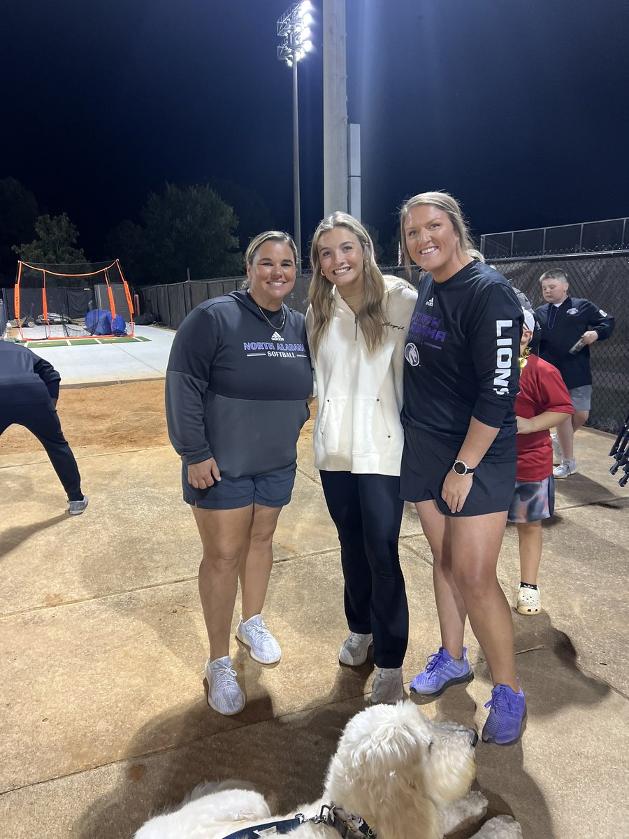 Ryley Cate Wolf tweet media