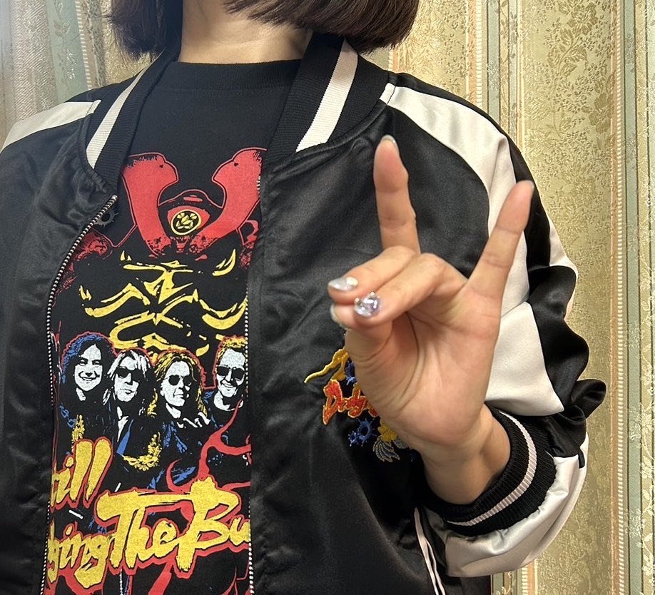 Eri82805042's tweet photo. おはようTMG
🇯🇵🇺🇸快 晴🇯🇵🇺🇸
(撮影:息子)
#TMG
#TakMatsumoto
#SDTB
#千穐楽 https://t.co/n9trIAnokN