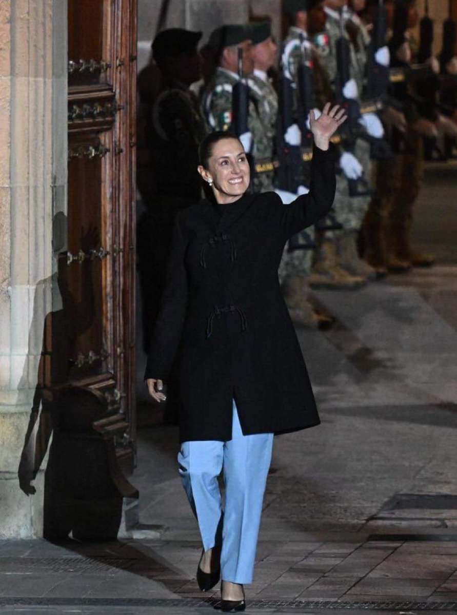 <a href="/Claudiashein/">Claudia Sheinbaum Pardo</a> 👑👸 Apoyemos a Nuestra Princesa, el segundo piso de la transformación marcha imparable.👊🏼🇲🇽😍