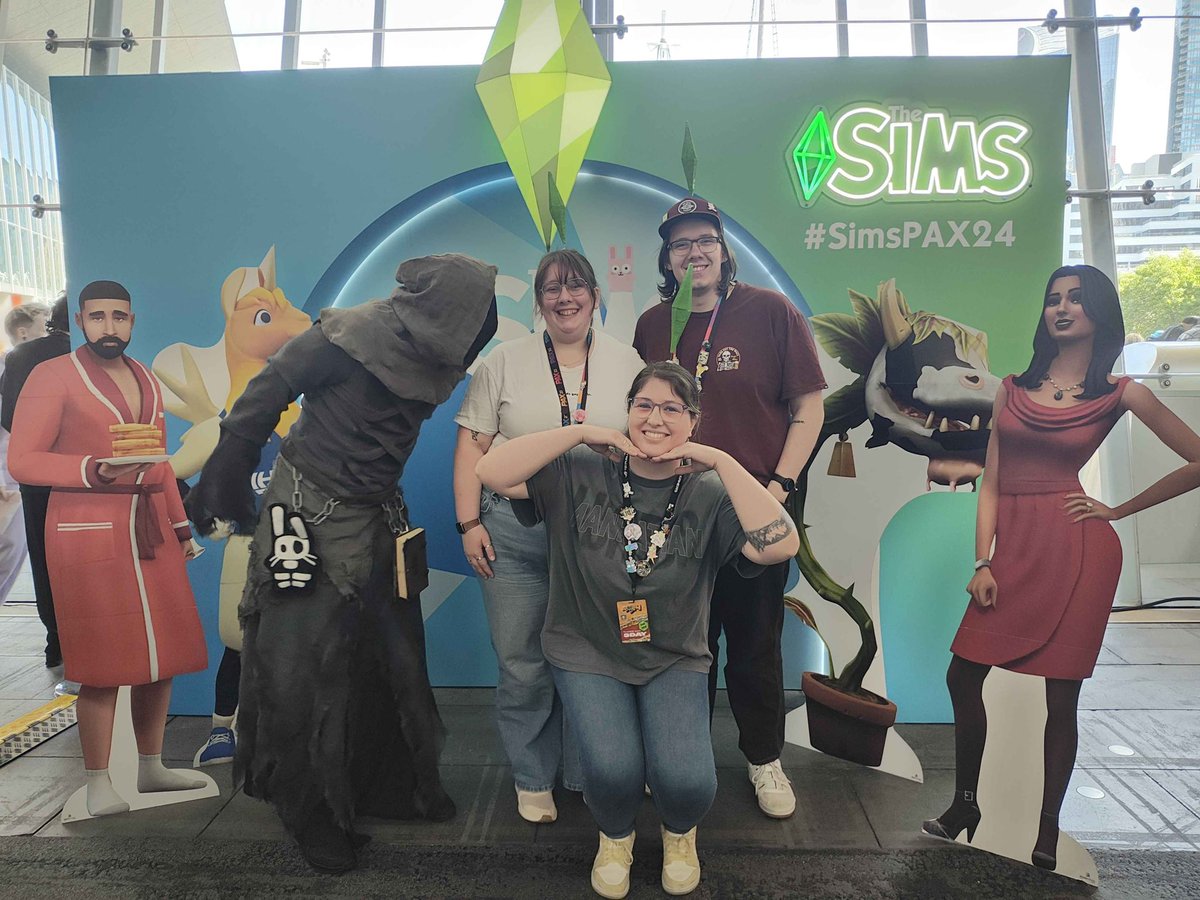 spinelessgoblin's tweet image. mama there’s a girl behind you #SimsPAX24