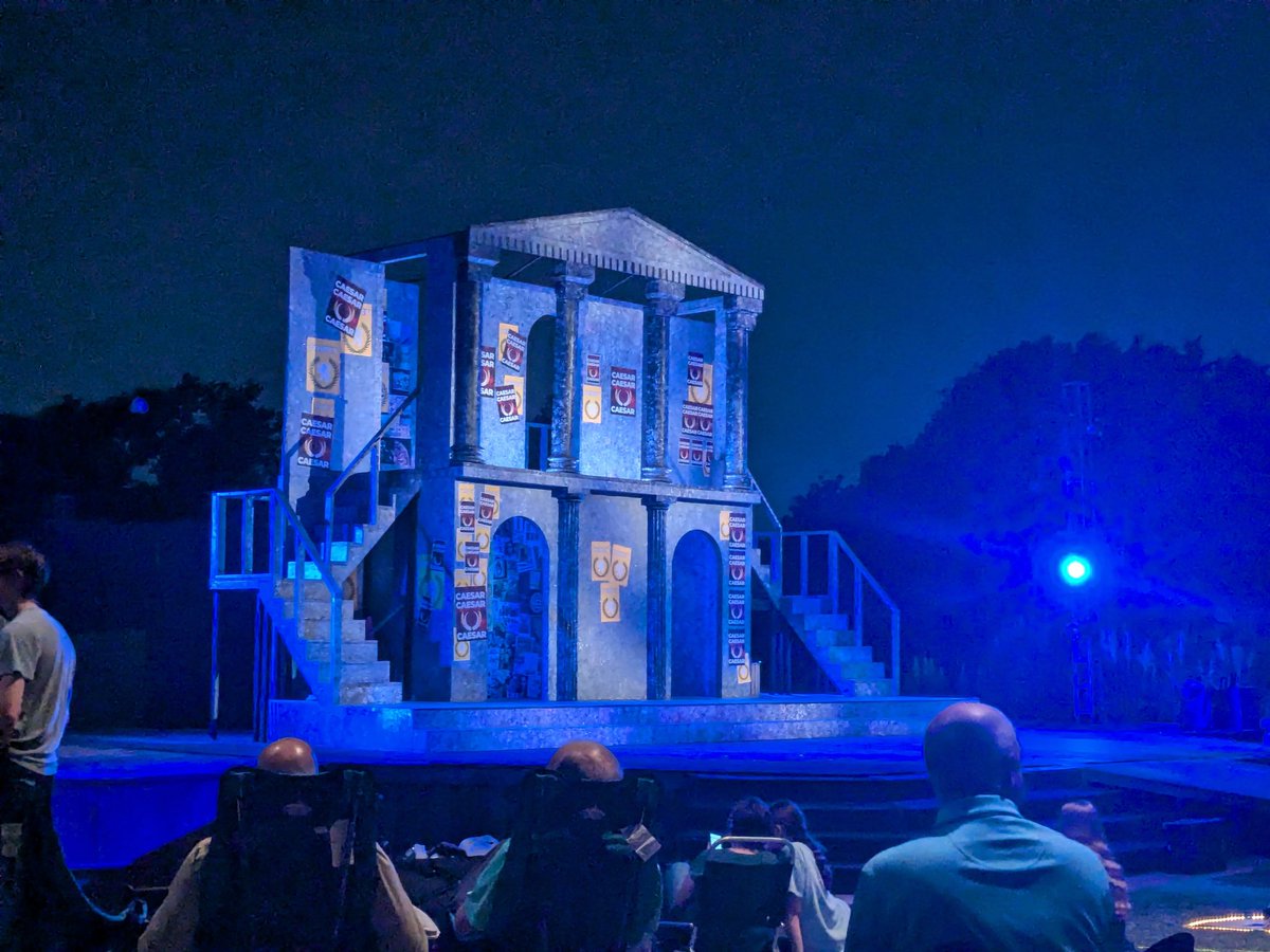 Shakespeare in the Samuell Grand Park is only a short ride/walk away us... 

Want better accessibility? Add your comments to the <a href="/NCTCOGtrans/">NCTCOGTransportation</a> study that is ongoing! See link below!

publicinput.com/grandavenue

<a href="/DallasParkRec/">Dallas Park and Recreation Department</a> <a href="/CityofDallasD2/">Dallas City Council District 2</a> <a href="/CityofDallasD14/">City of Dallas - District 14</a> <a href="/Rudy_Karimi/">Rudy Karimi</a>