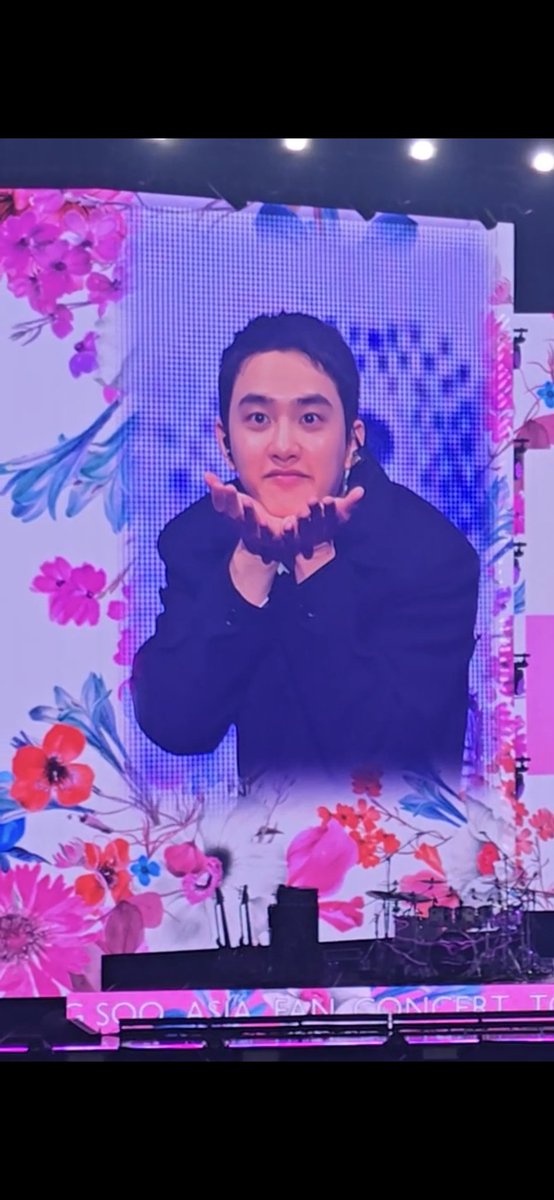 dohdyunghae's tweet image. 햇밤토리🌰
-
#241011
#도경수
#dohkyungsoofancon
#finalconcert