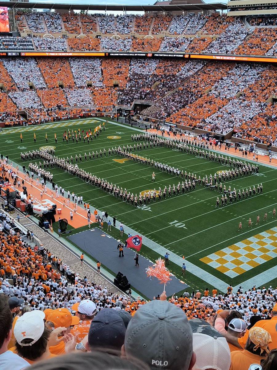 TrailerVegas's tweet photo. @Farris_TN @3HL1045 @1045TheZone @Vol_Football @AD_DannyWhite https://t.co/VbvlfvTPxg