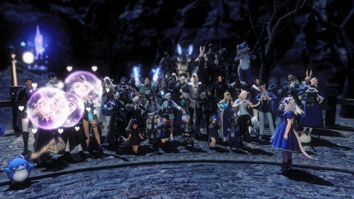 OvinXIV's tweet photo. Group shot of all the cuties in blue #BlueAP https://t.co/giFn8YNoCJ