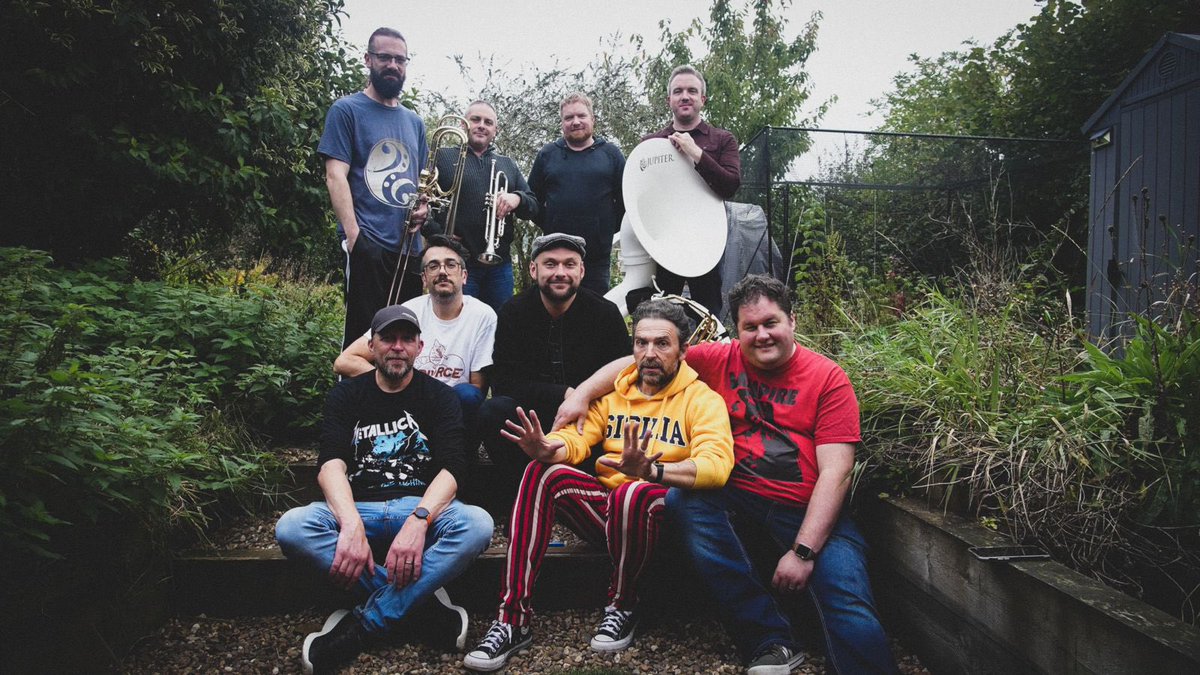 Live EP out Dec 7 to celebrate the 10 year birthday of Uh-Oh! debut.