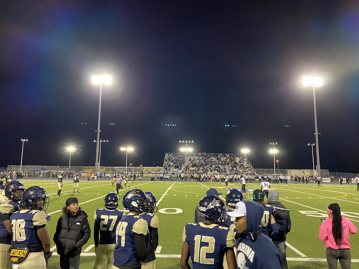 ZachJoachim's tweet photo. My goodness @ballout_kaleb is electric in the open field. He keeps a read option, makes a few Jags miss, sprints 77 yards to the house. 24-3 @VarinaFootball now late 3Q @804Varsity https://t.co/dG0q2DioOx