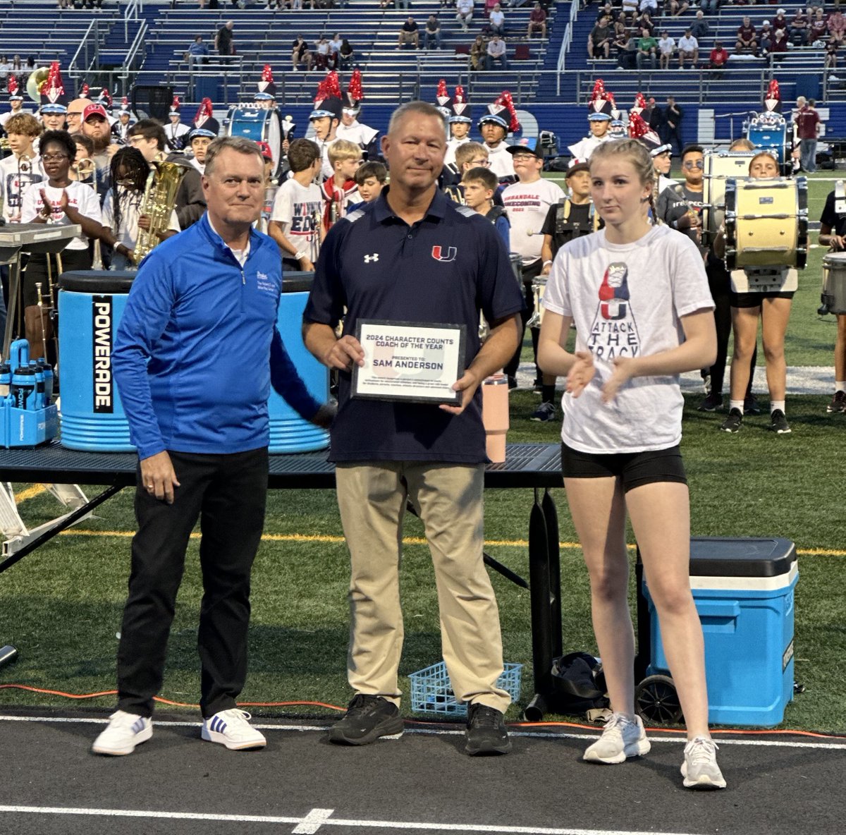 Urbandale J-Hawks (@urbandalejhawks) on Twitter photo Tonight we were able to recognize Head Coach Sam Anderson for being named the 2024 <a href="/CHARACTERCOUNTS/">CHARACTER COUNTS</a> Coach of the Year!
Thank you for your all you have done for Urbandale and your commitment to students, families, and the community!
<a href="/TheRayCenter/">The Ray Center</a> <a href="/IowaGames/">Iowa Games</a> <a href="/IHSAA/">IHSAA</a> Tonight we were able to recognize Head Coach Sam Anderson for being named the 2024 <a href="/CHARACTERCOUNTS/">CHARACTER COUNTS</a> Coach of the Year!
Thank you for your all you have done for Urbandale and your commitment to students, families, and the community!
<a href="/TheRayCenter/">The Ray Center</a> <a href="/IowaGames/">Iowa Games</a> <a href="/IHSAA/">IHSAA</a>